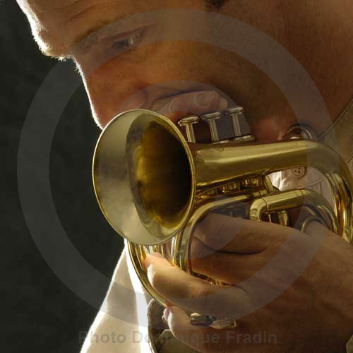Laurent Mignard, trompettiste de poche. Paris, 2000.